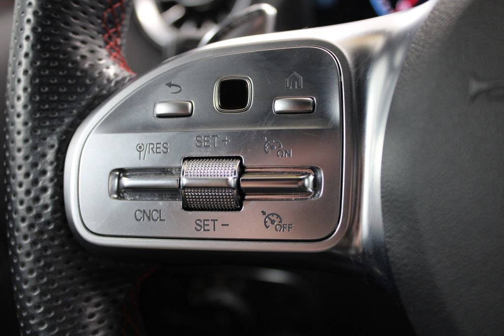 Used 2022 Mercedes-Benz GLA 35 AMG 4MATIC image 34