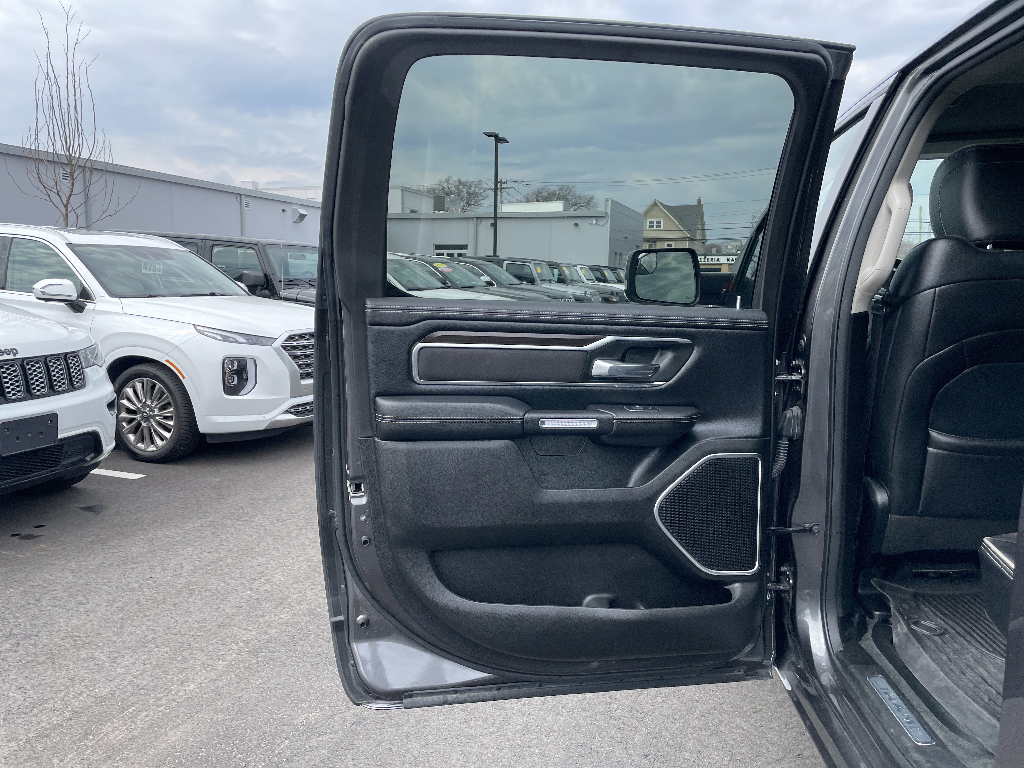 Certified 2022 RAM 1500 Laramie image 27