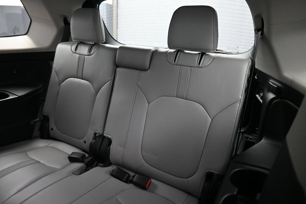 Used 2023 Honda Pilot EX-L image 18