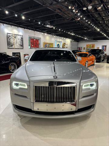 Used 2015 Rolls-Royce Ghost RWD image 3