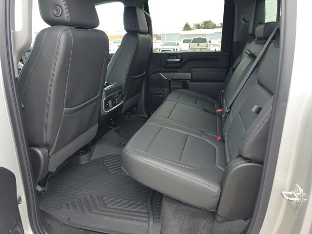 Used 2021 Chevrolet Silverado 2500 LTZ w/ LTZ Premium Package image 10