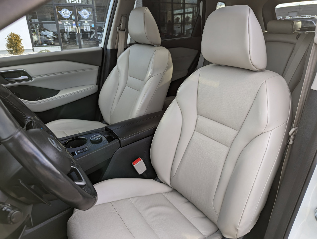 Used 2021 Nissan Rogue SV w/ Premium Package AWD/4WD image 14