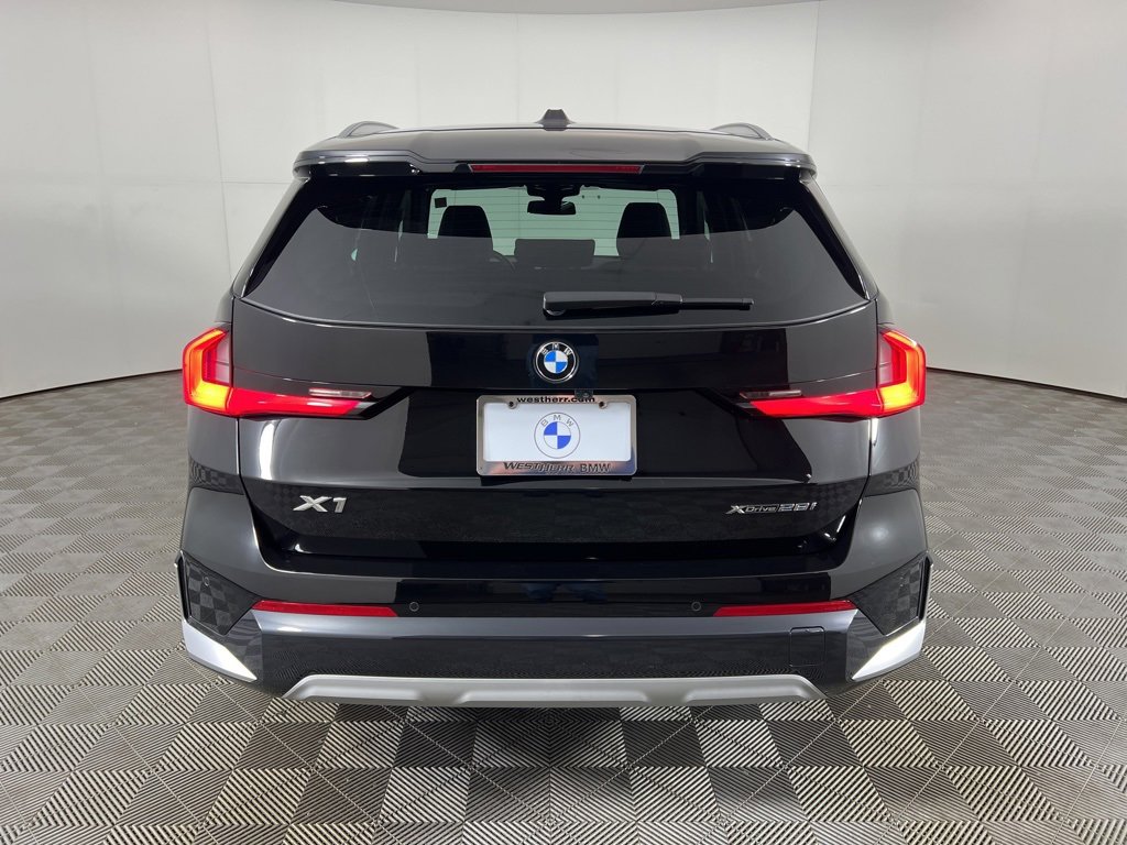 Certified 2023 BMW X1 xDrive28i w/ Convenience Package image 18