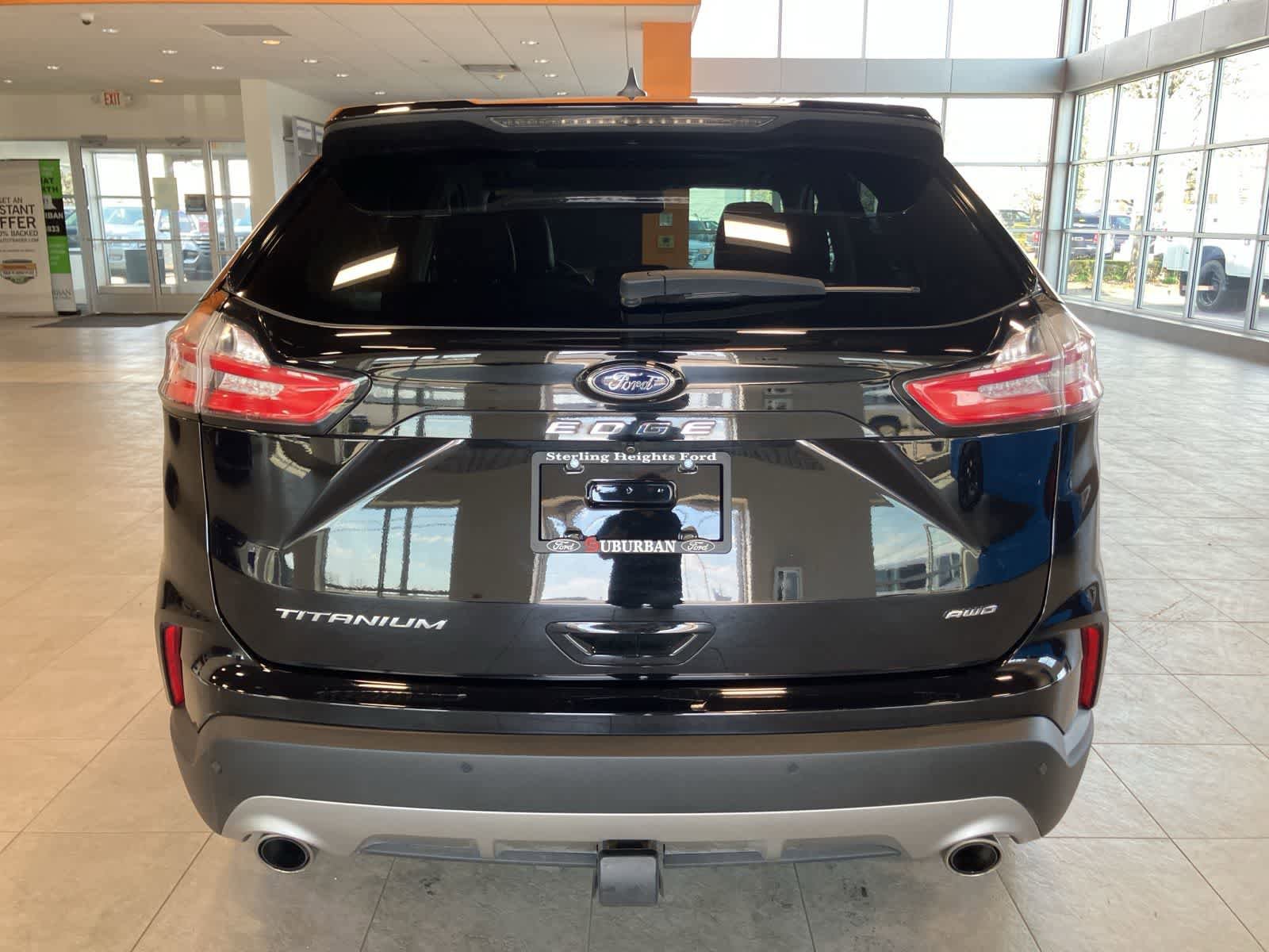 Used 2022 Ford Edge Titanium w/ Class II Trailer Tow Package AWD/4WD image 6