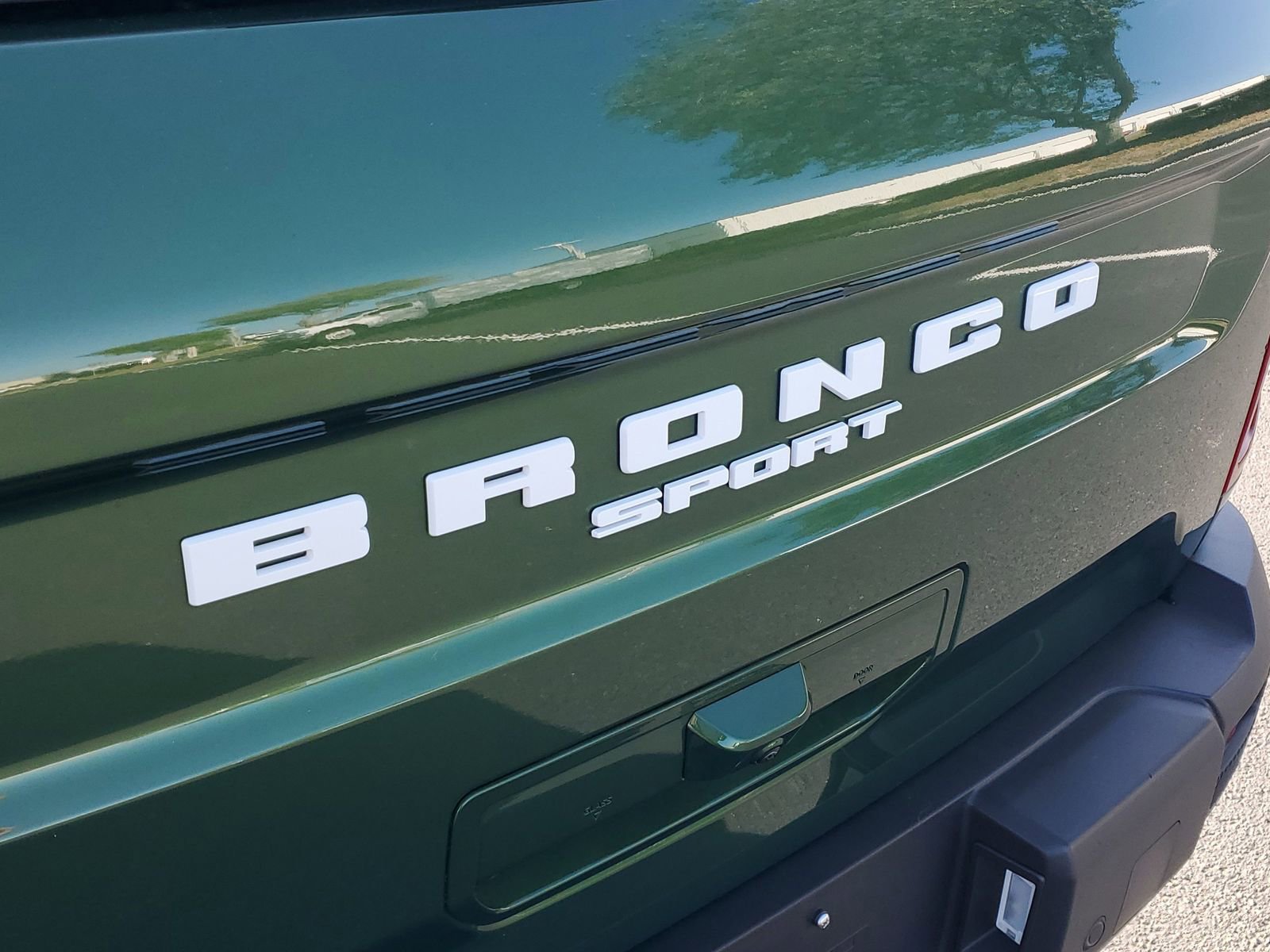 Certified 2025 Ford Bronco Sport Outer Banks w/ Outer Banks Tech Package+ image 6