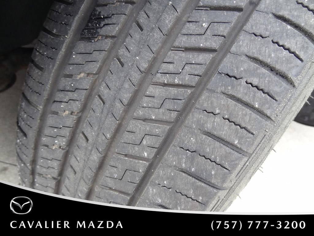 Used 2015 Ford Taurus SEL image 33