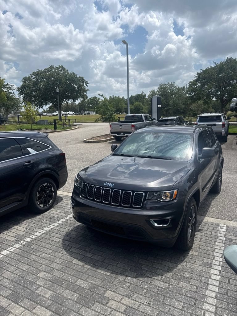 Used 2020 Jeep Grand Cherokee Laredo w/ Security & Convenience Group RWD image 1