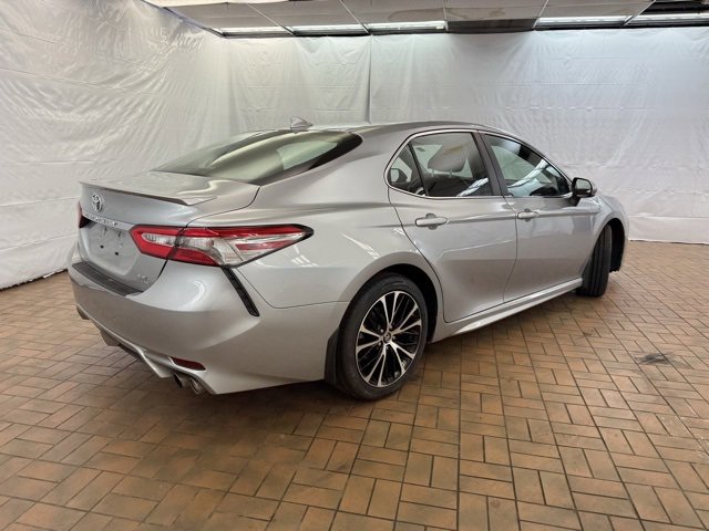 Used 2019 Toyota Camry SE image 8