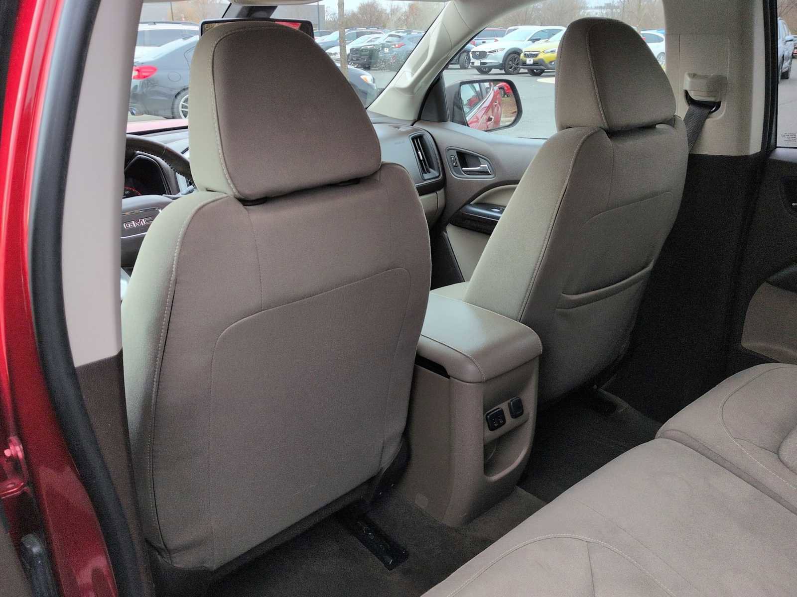 Used 2016 GMC Canyon SLE w/ SLE Convenience Package image 19