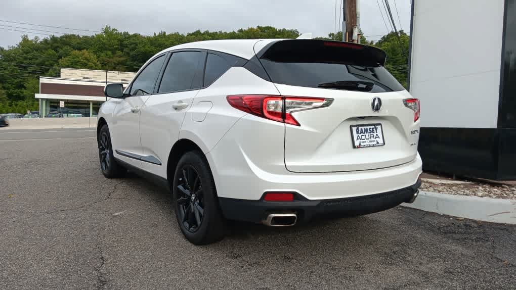 Used 2025 Acura RDX SH-AWD image 3