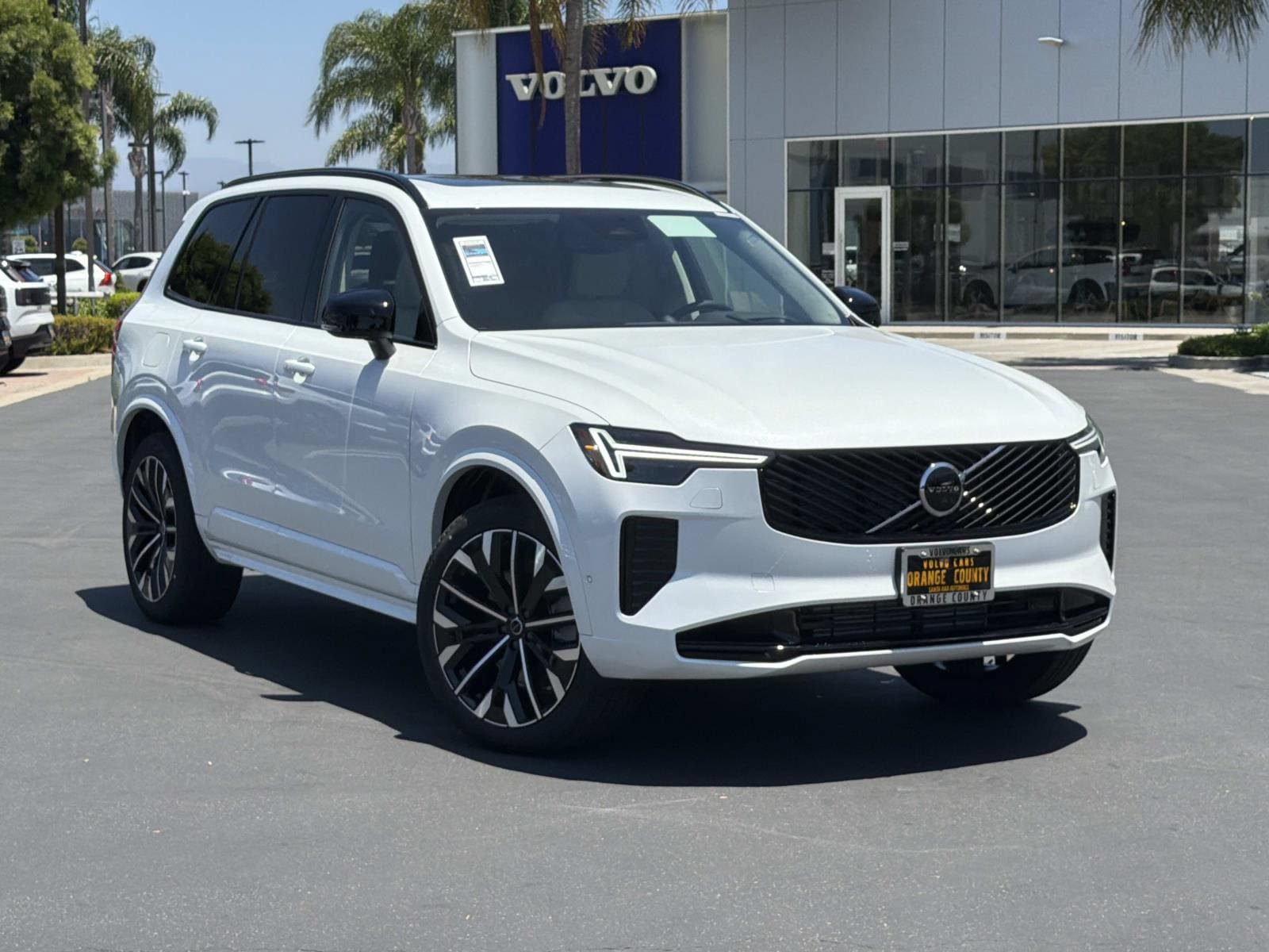New 2026 Volvo XC90 T8 Ultra w/ Lounge Package AWD/4WD image 1