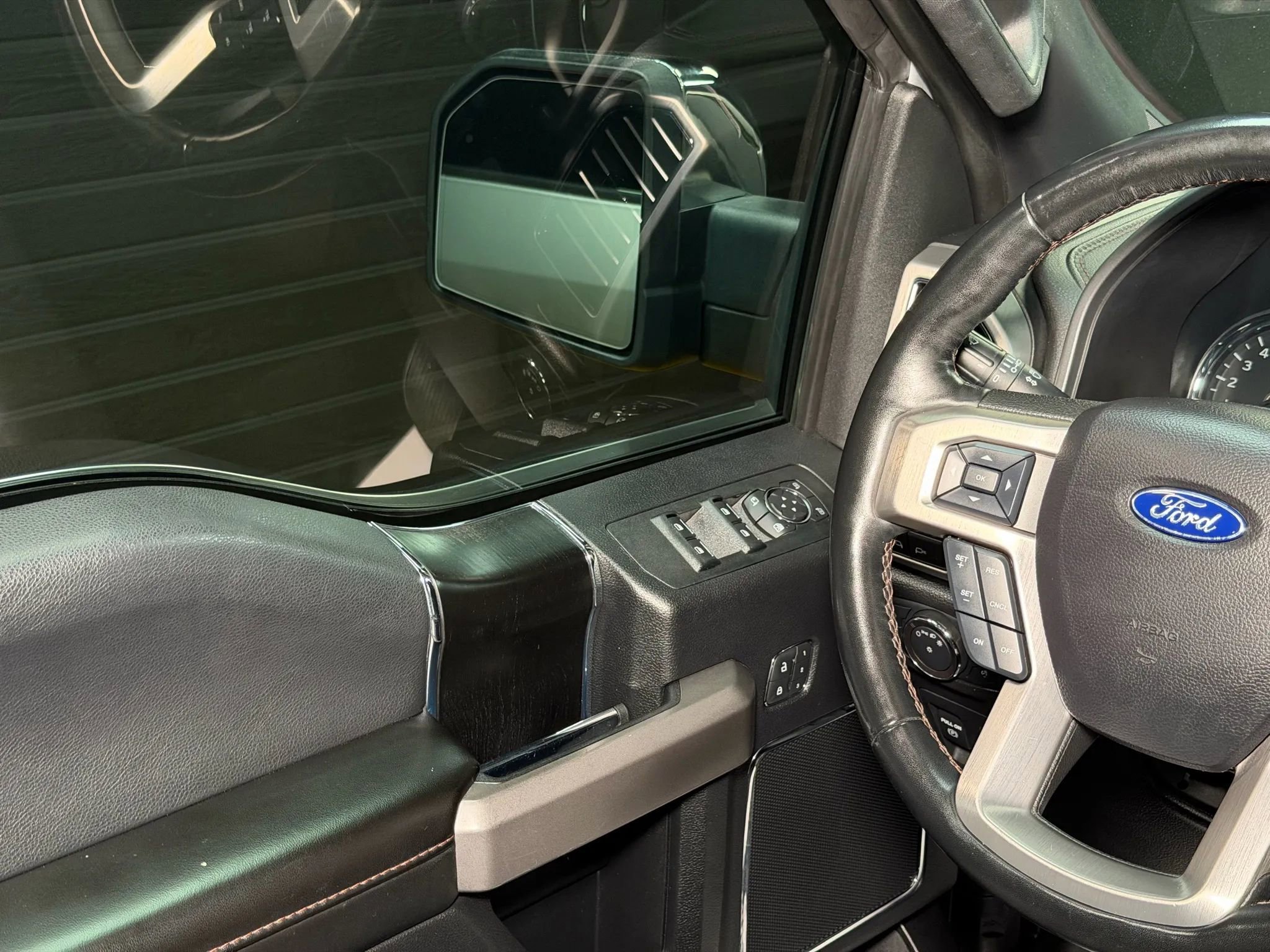 Used 2019 Ford F150 Platinum image 28