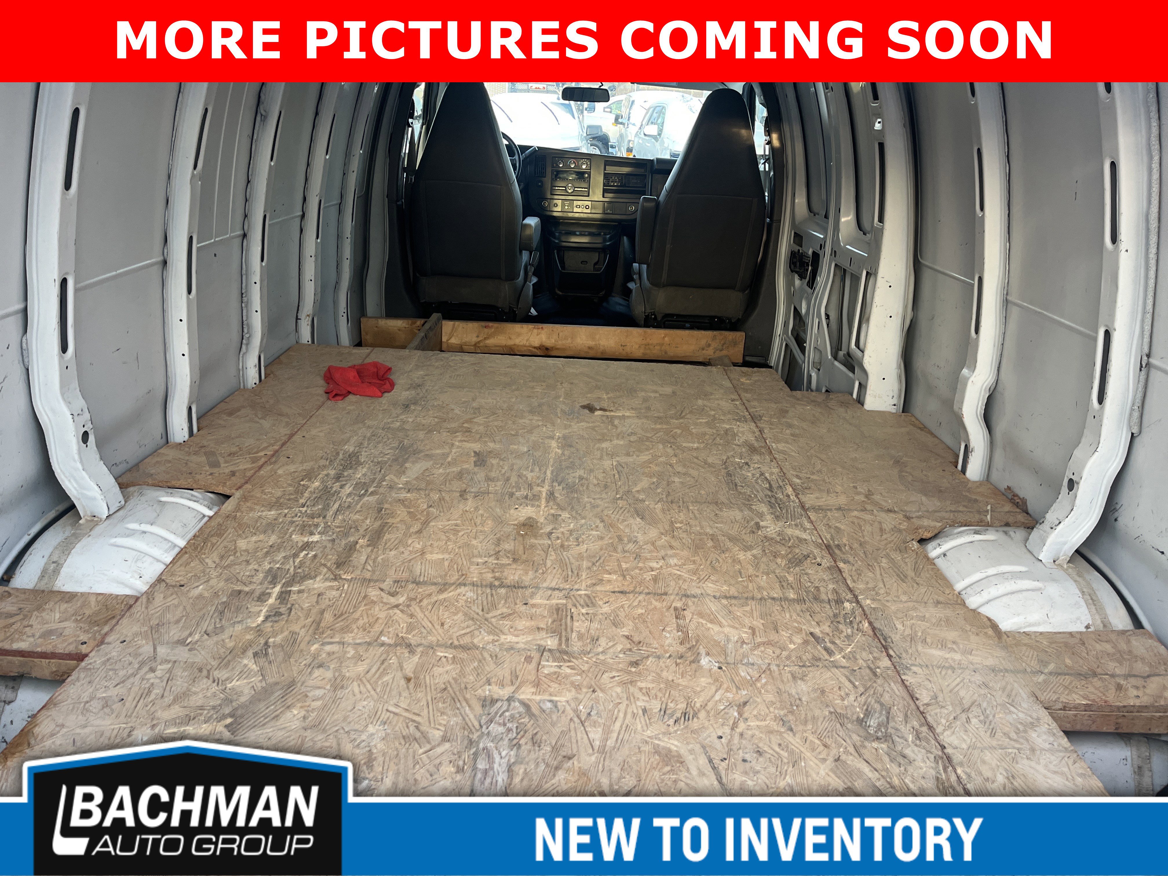 Used 2021 Chevrolet Express 2500 Extended w/ Driver Convenience Package image 12