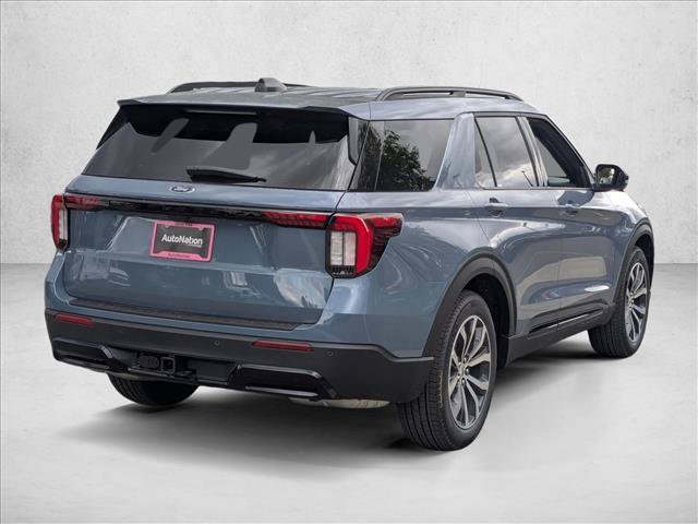 New 2026 Ford Explorer ST-Line RWD video 2