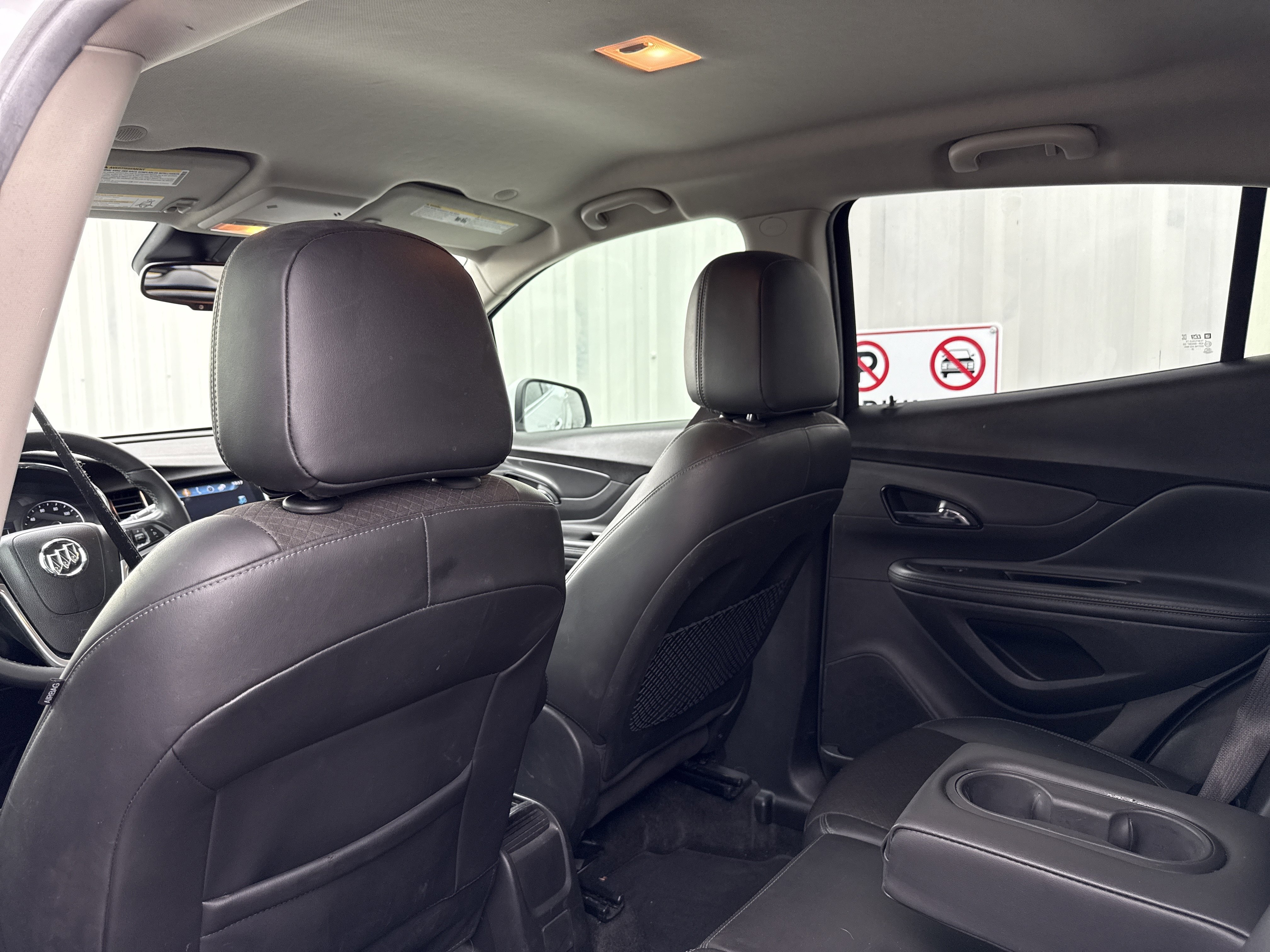 Used 2021 Buick Encore Preferred image 19