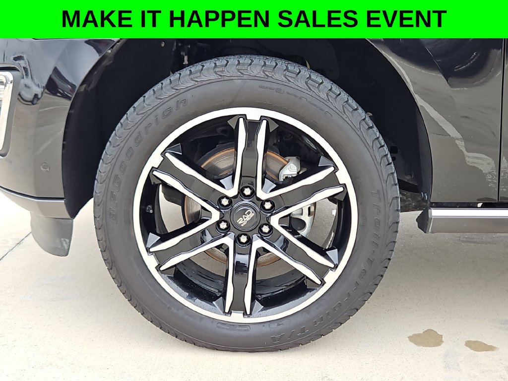 Used 2020 Ford Expedition Limited w/ Texas Edition Package AWD/4WD image 30