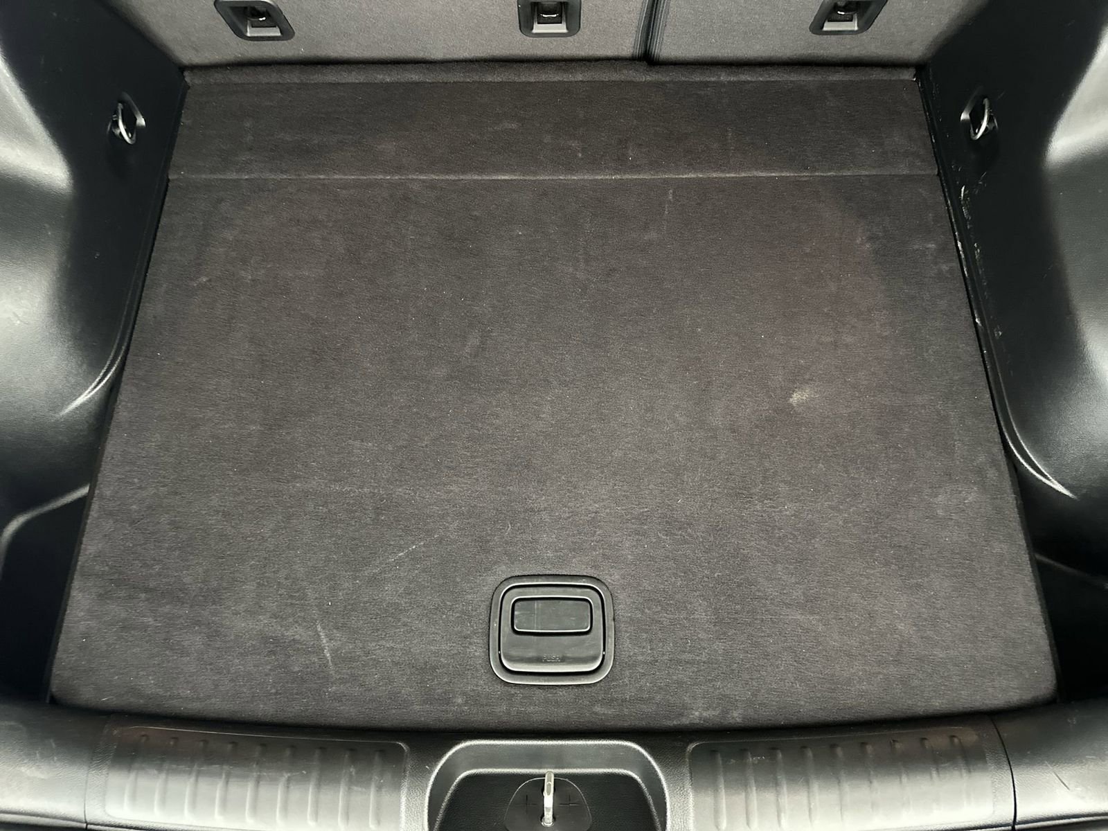 Used 2020 Jeep Cherokee Trailhawk w/ Cold Weather Group image 34