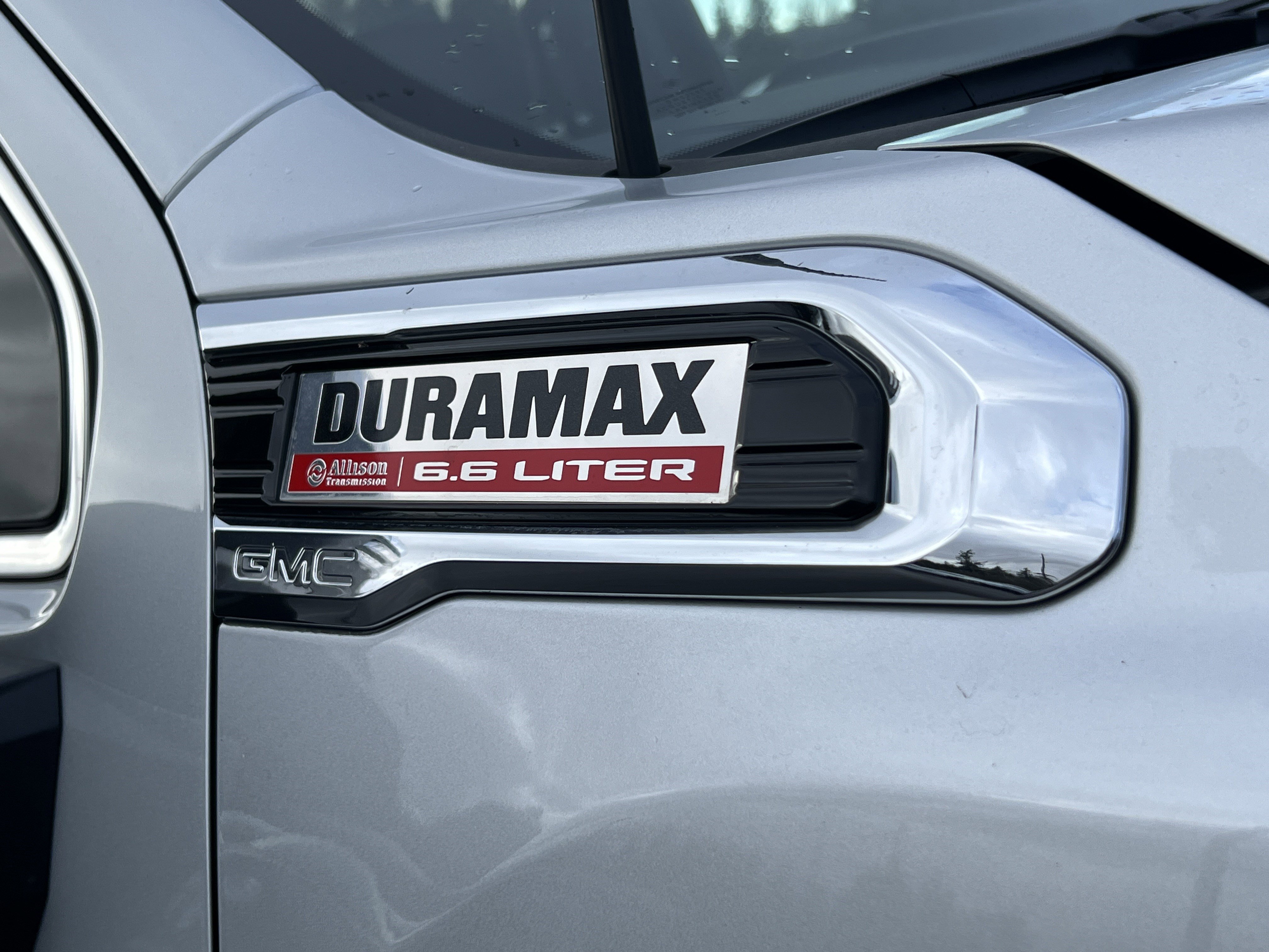 Used 2023 GMC Sierra 3500 Denali w/ Denali Ultimate Package image 10