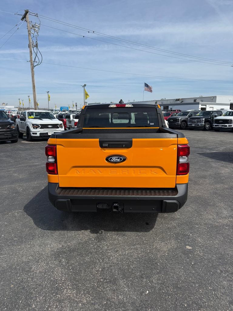 New 2026 Ford Maverick Lariat w/ Black Appearance Package image 7