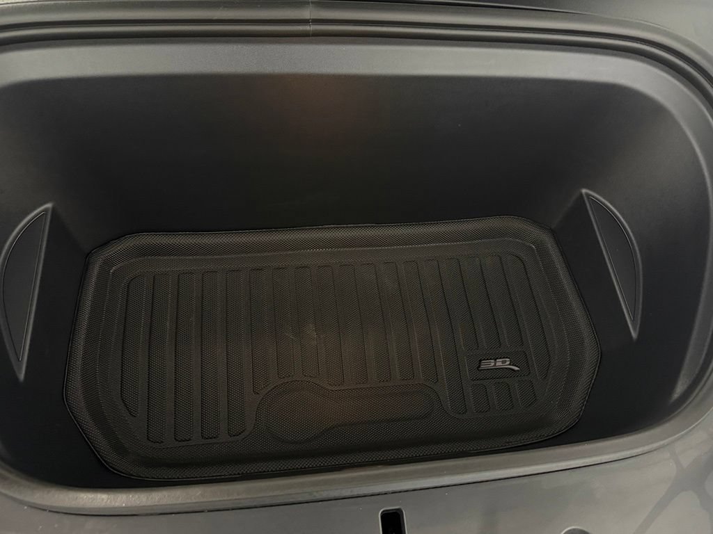Used 2025 Tesla Model Y Long Range RWD image 31