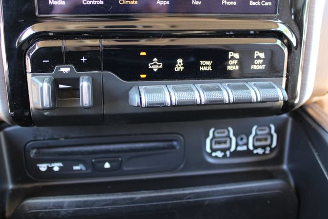 Used 2019 RAM 1500 Limited AWD/4WD image 24