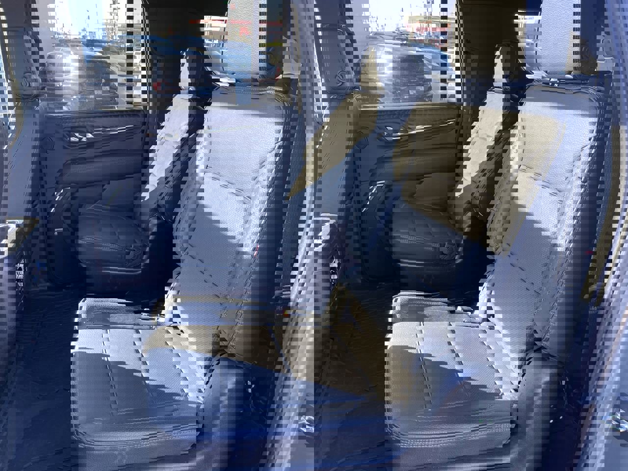 Certified 2023 GMC Yukon XL Denali image 26