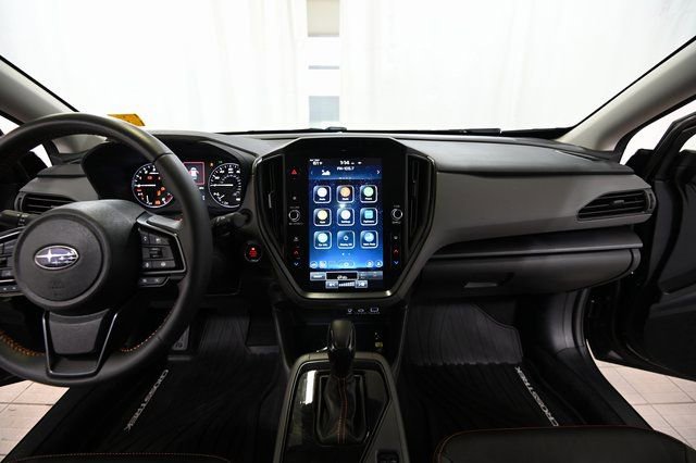 Used 2024 Subaru Crosstrek 2.5i Limited w/ Crosstrek Mirror Package image 2