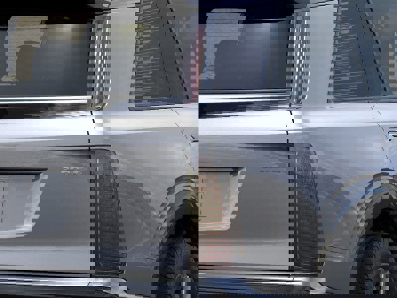 New 2026 Cadillac Vistiq Luxury image 11