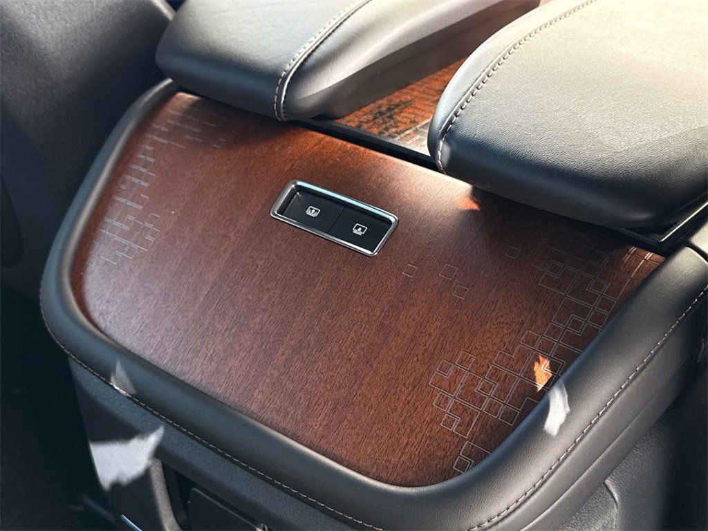 New 2025 Lincoln Navigator Black Label image 15