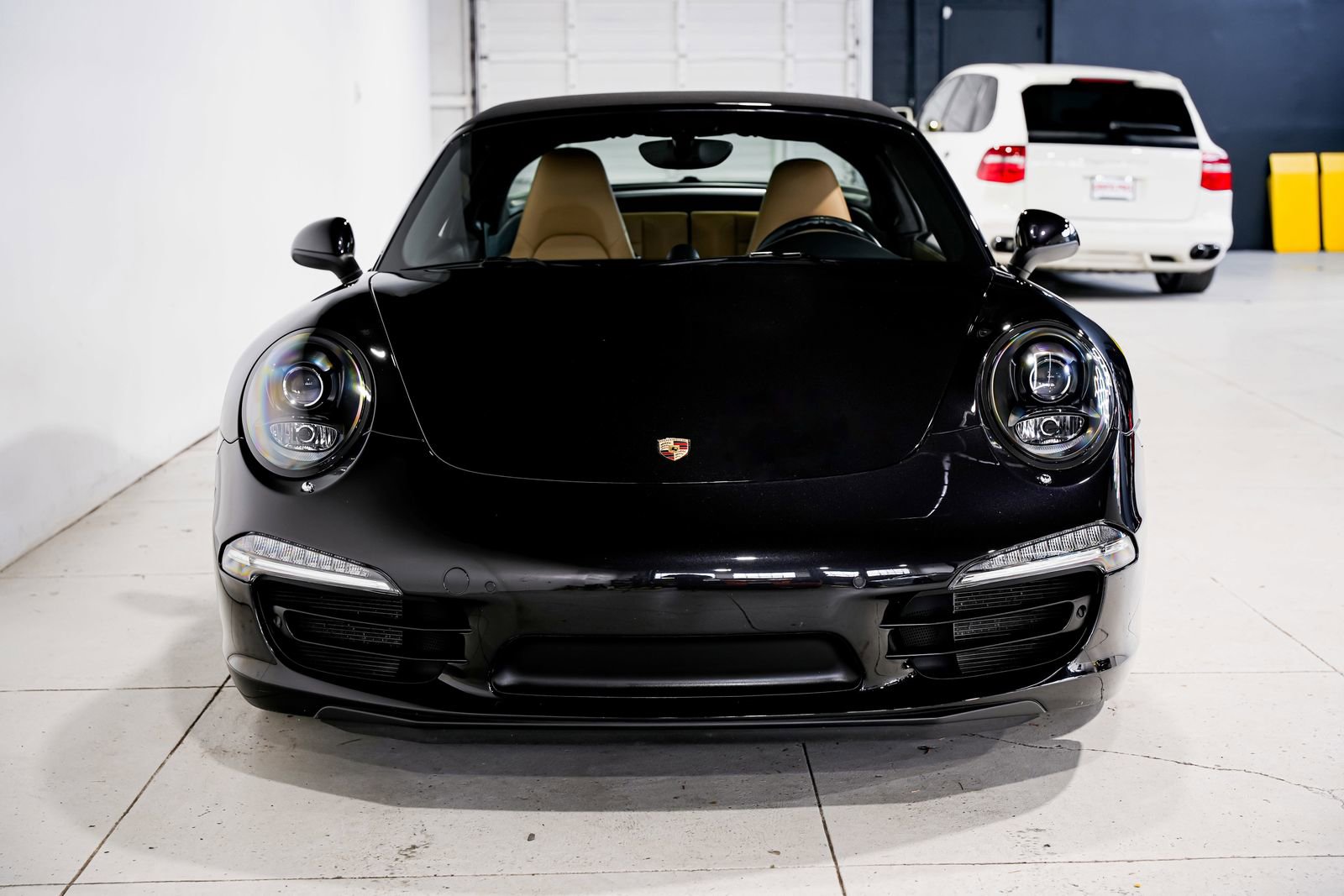 Used 2014 Porsche 911 Targa 4S AWD/4WD image 5