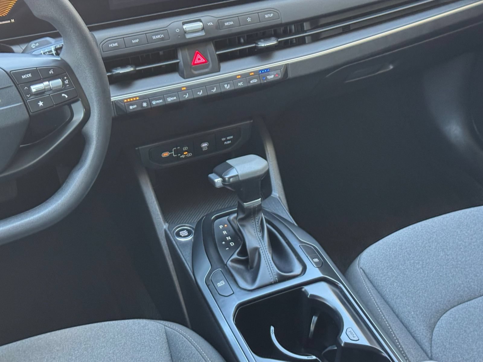 Used 2025 Kia K4 FWD image 40