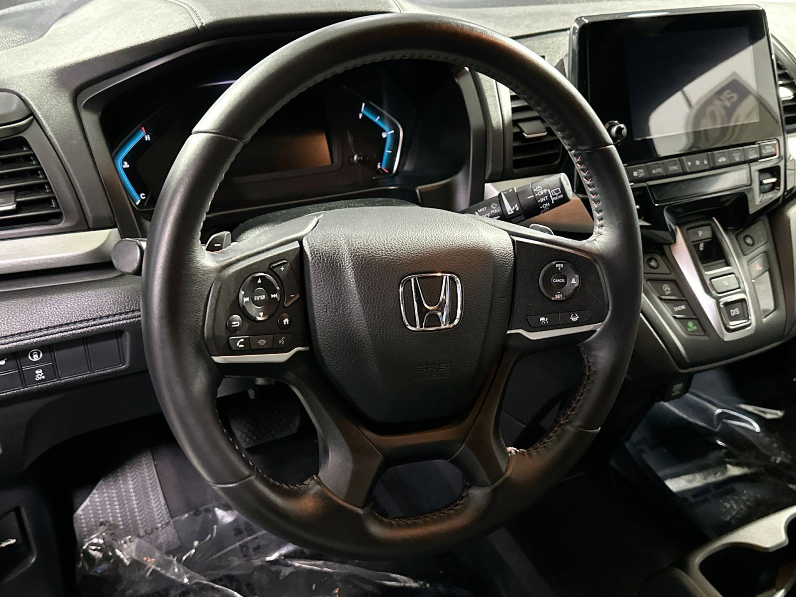 Used 2023 Honda Odyssey Sport image 18