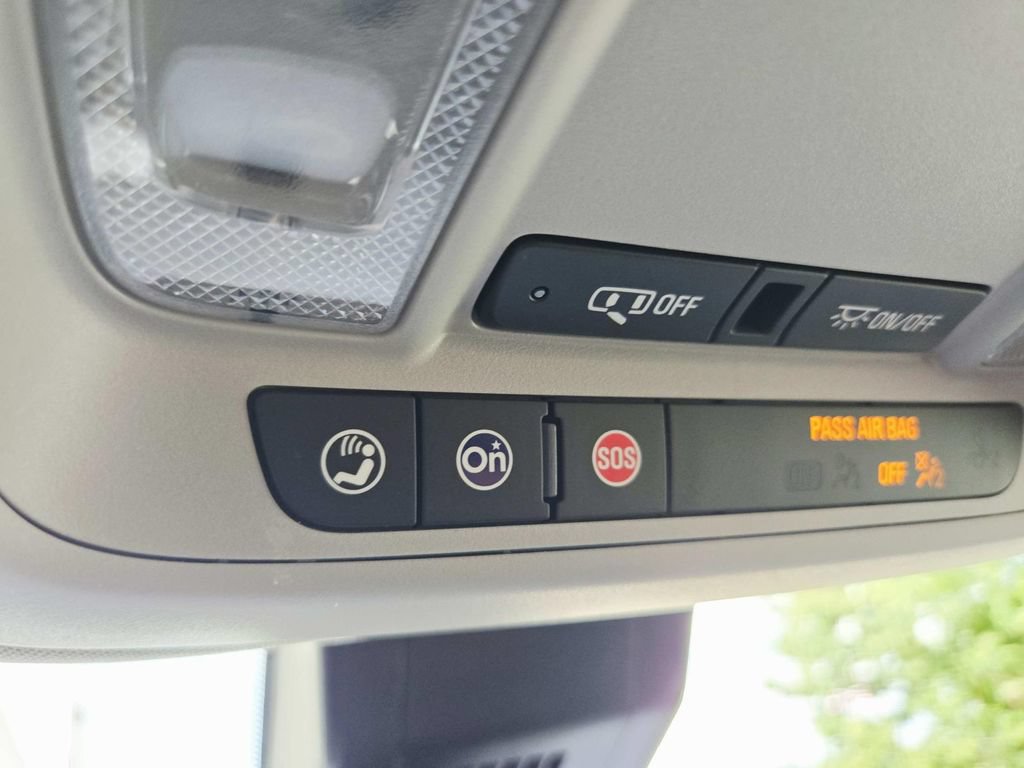 Used 2024 GMC Terrain SLE w/ Driver Convenience Package FWD image 33