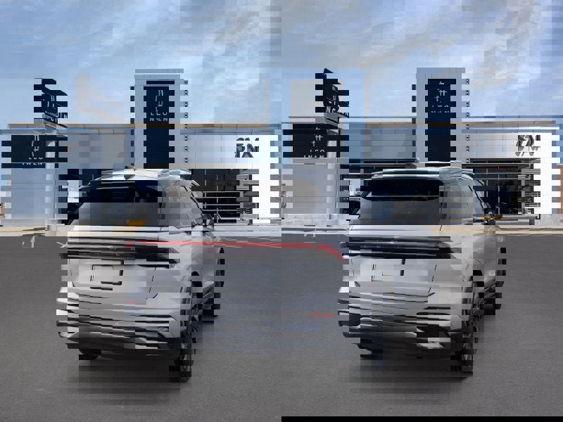 New 2026 Lincoln Nautilus Reserve w/ Jet Appearance Package image 8