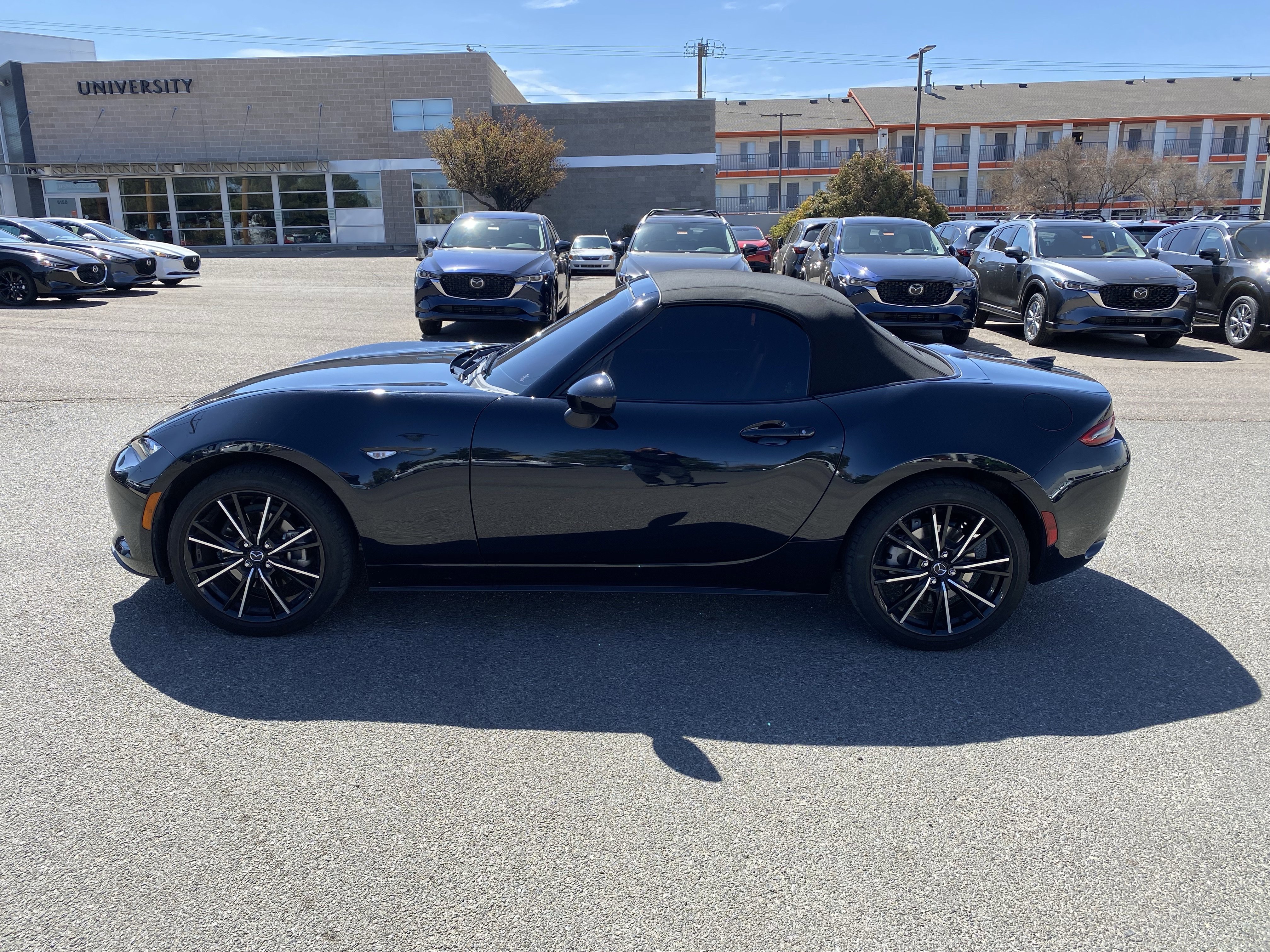 Used 2024 MAZDA MX-5 Miata Grand Touring w/ Weather Package image 40