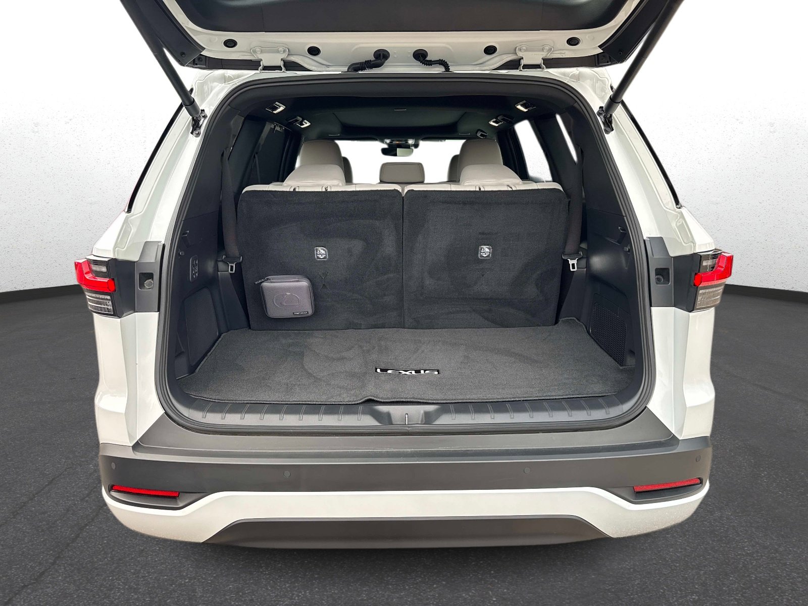 Certified 2025 Lexus TX 350 AWD w/ Technology Package image 11