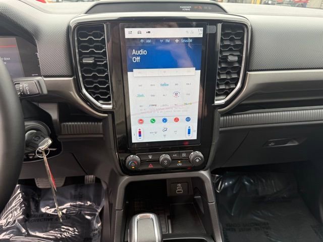 New 2025 Ford Ranger XLT w/ Chrome Accent Package image 28