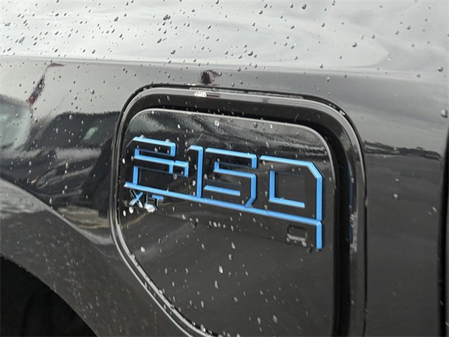 New 2025 Ford F150 Lightning XLT image 8