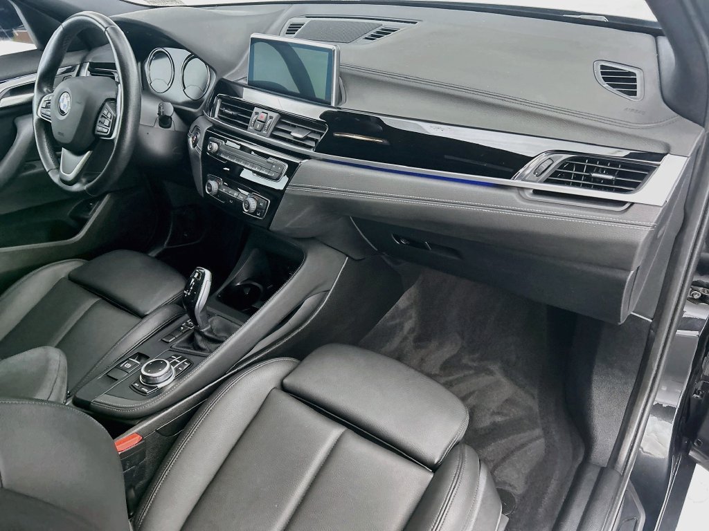 Used 2021 BMW X2 sDrive28i w/ Convenience Package FWD image 16