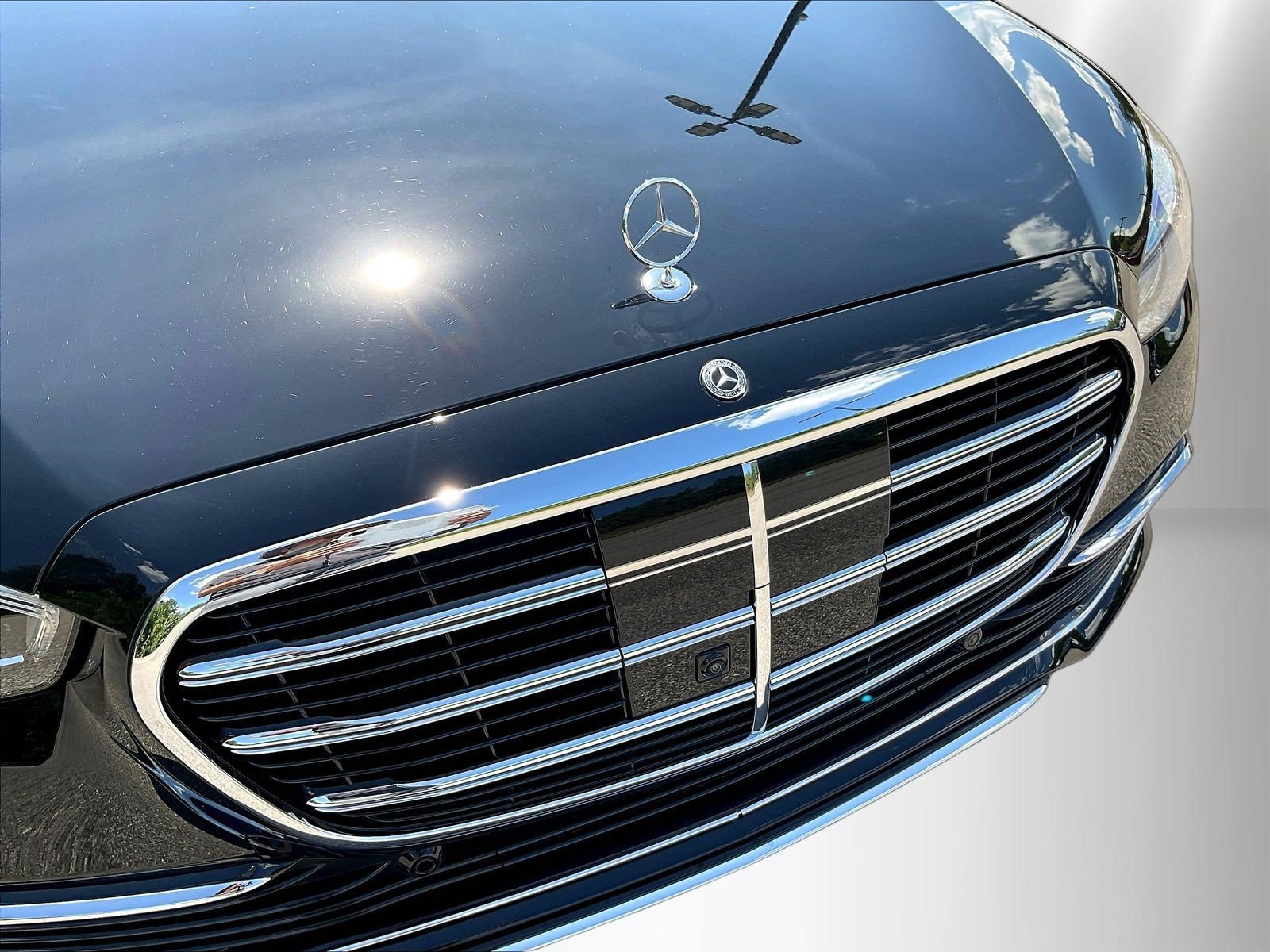 Certified 2025 Mercedes-Benz S 580 4MATIC Sedan image 34