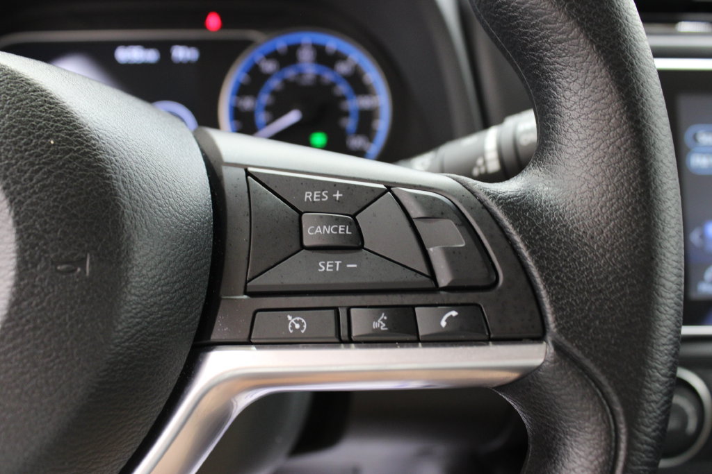 Used 2025 Nissan Leaf S FWD image 25