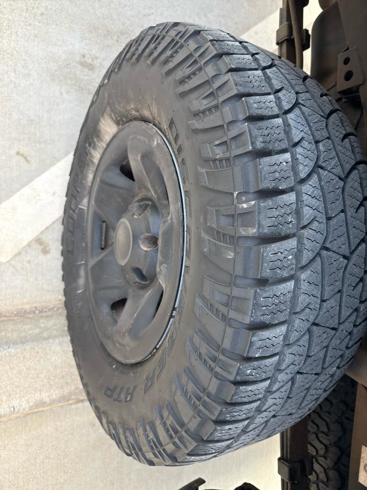 Used 2014 Toyota Tacoma 4x4 Double Cab w/ SR5 Package image 45