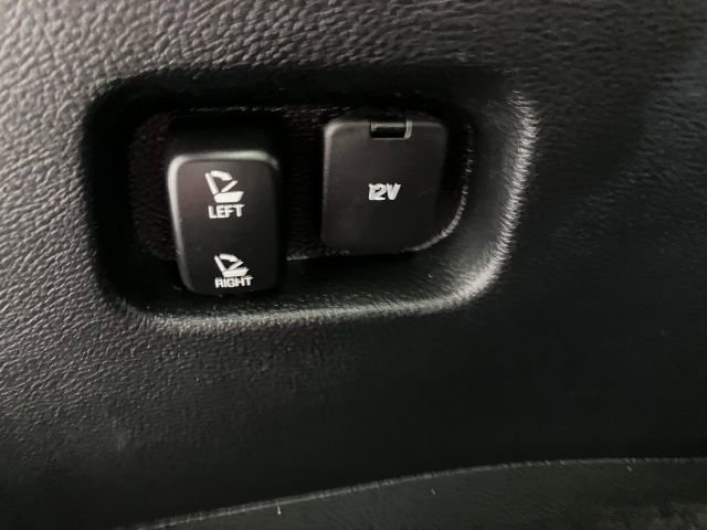 Used 2017 Ford Edge SEL image 32