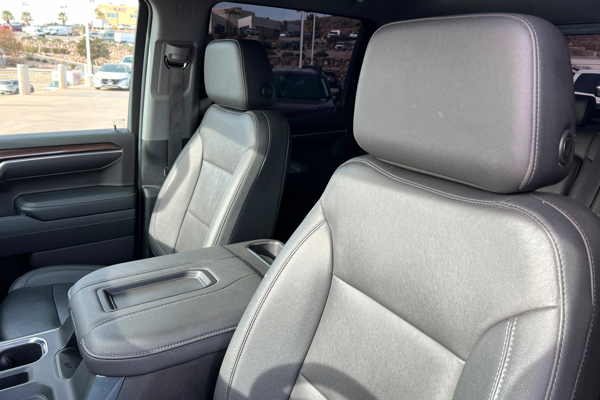 Certified 2022 Chevrolet Silverado 1500 RST w/ Convenience Package II image 17