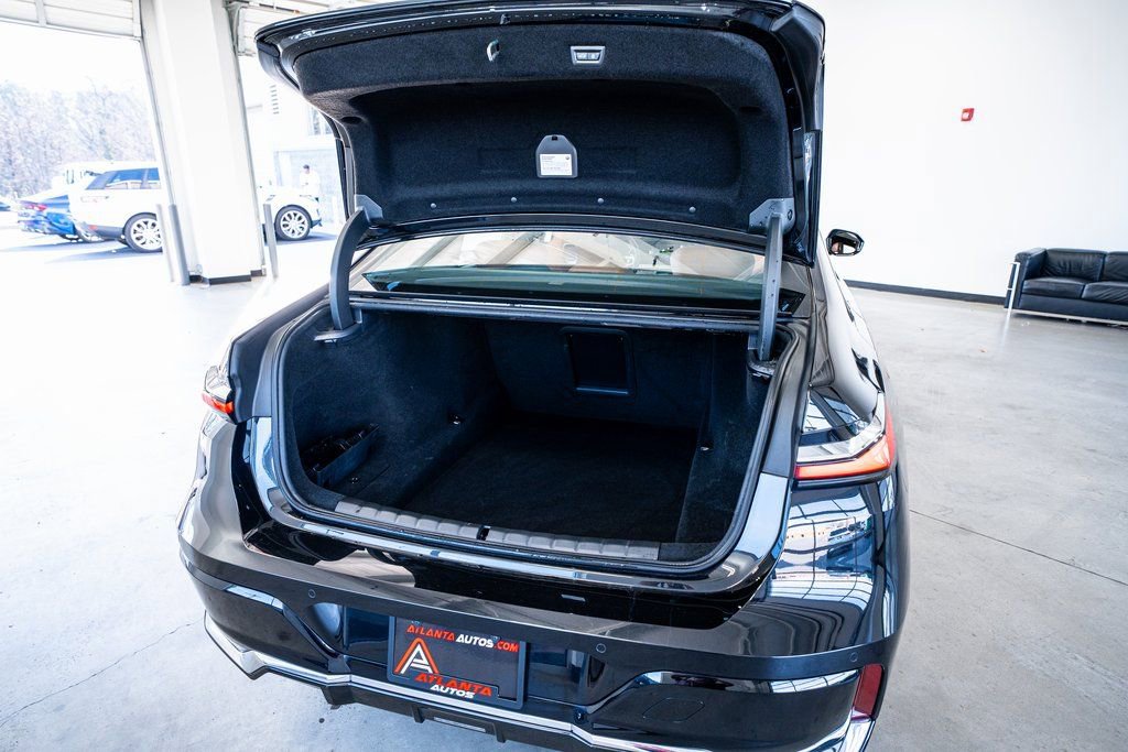 Used 2023 BMW 740i 740i w/ Parking Assistance Package image 57