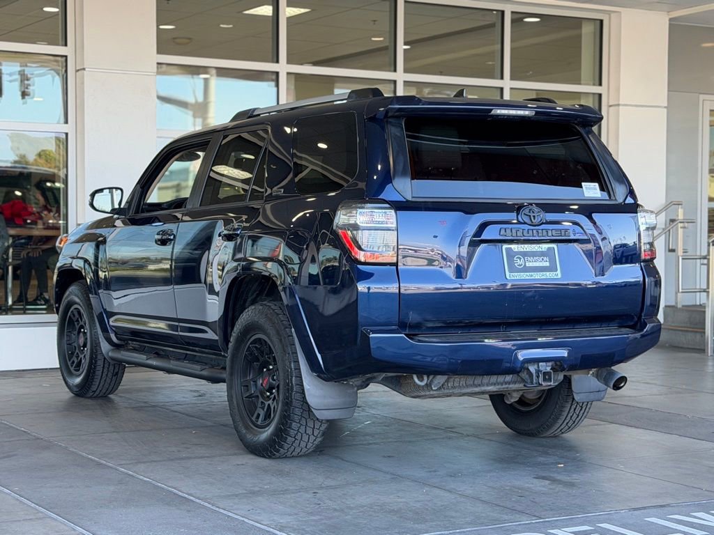 Used 2022 Toyota 4Runner SR5 Premium w/ Moonroof Package RWD image 9