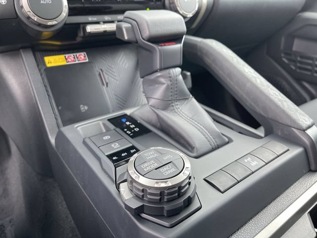 New 2026 Toyota Tacoma TRD Off-Road AWD/4WD image 19