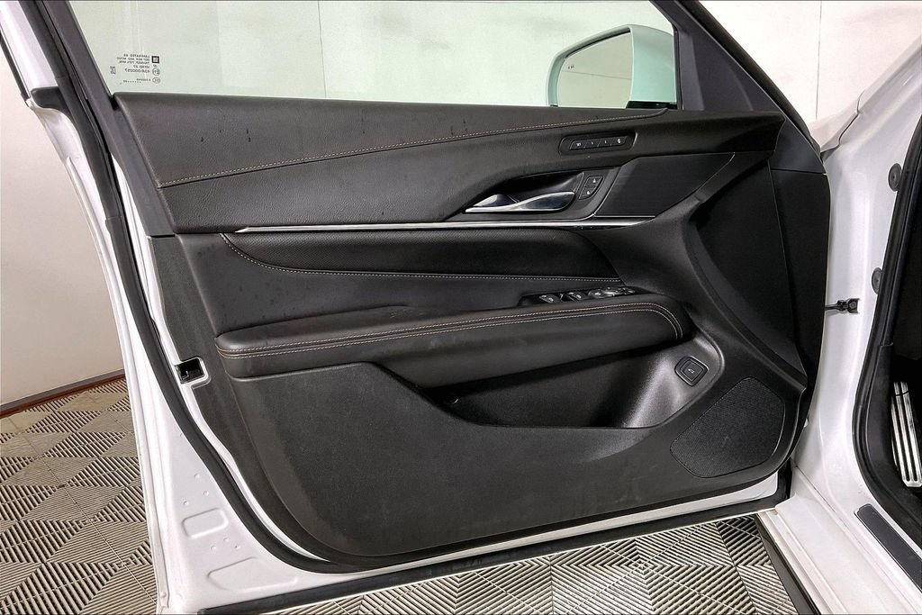 Used 2023 Cadillac CT4 Sport w/ Climate Package RWD image 22