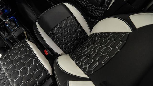 Used 2025 Jeep Gladiator Sport image 18