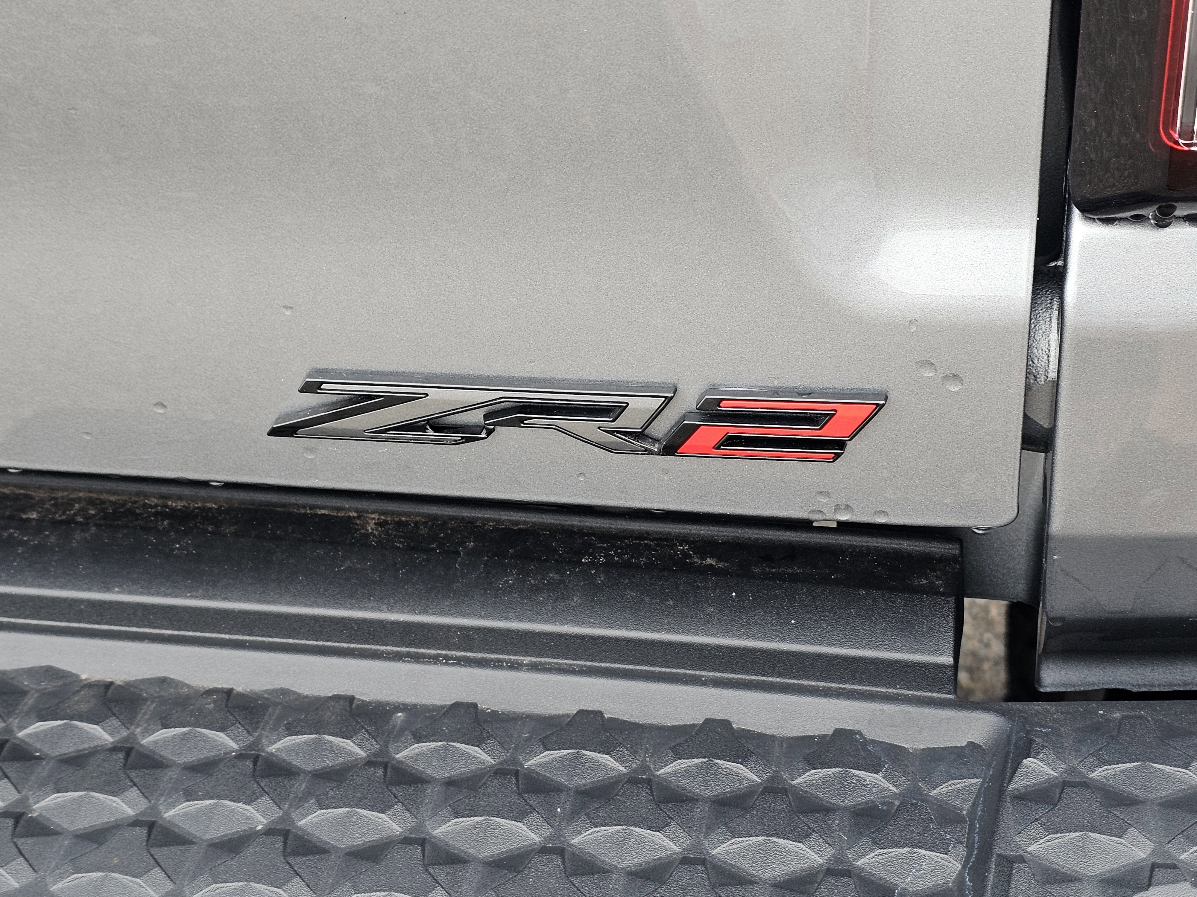 Used 2023 Chevrolet Colorado ZR2 w/ ZR2 Convenience Package III image 9